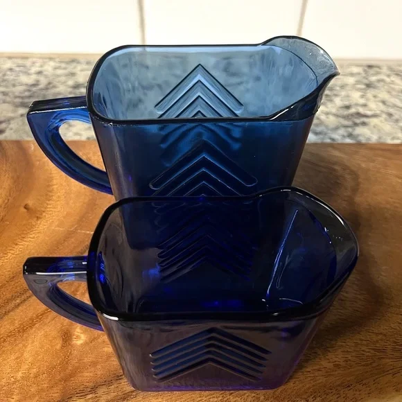 A beautiful pair of vintage cobalt blue glass square creamer. Sm & Lg set of 2